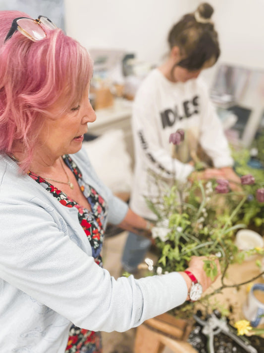 New Beginnings - a creative workshop celebrating art and nature at KLARA Art Studio